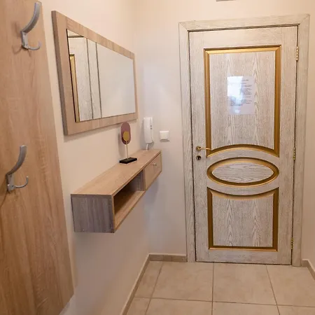 Flora Apartment Pomorie