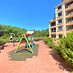 Flora Apartmán